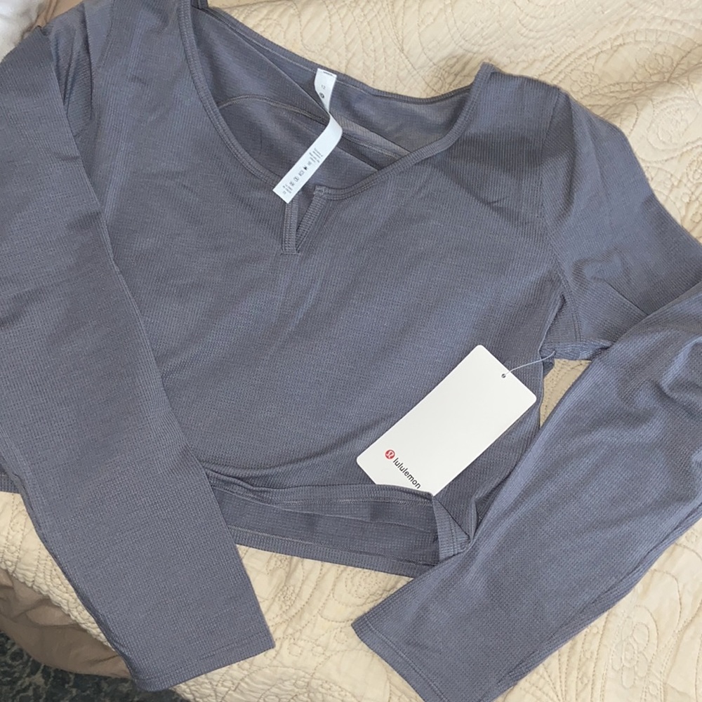 Cropped lululemon long sleeve